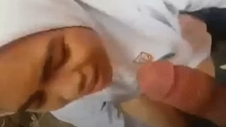 Jilbab SMA Di Paksa Sepong Di Belakang Sekolah