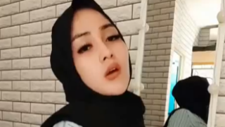 Jilbab Yang Sempet Viral Tiktok Karena Pamer BH Beraksi