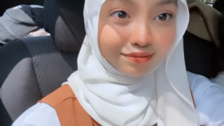 Selebgram Jilbab Cantik Blunder Juga Bikin Berdiri