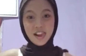 Jilbab Polos Bilang Nya Gerah Malah Di Buka Semua