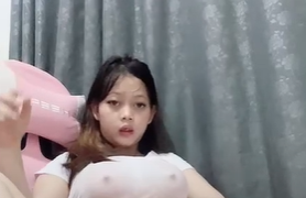 Streamer Bling Cantik Yang Juga Selebgram Pengen Viral Terbaru